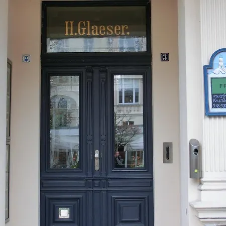 Glaeser